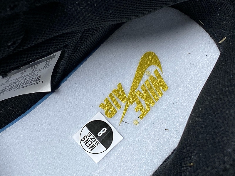 Air Jordan 1 CRIMSON TINT